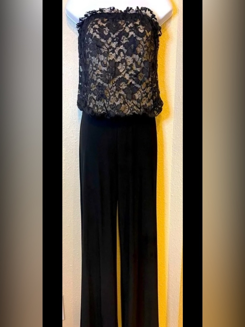 Arden B Sleeveless Black Lace with Nude Lining romper Sz S